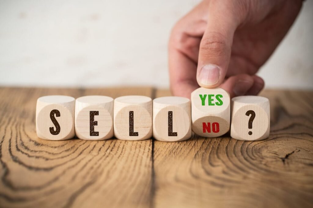What Happens When a Shareholder Leaves a Company?
